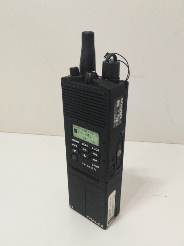walkie talkie radio transmisor 20-24x5.7x4 1u